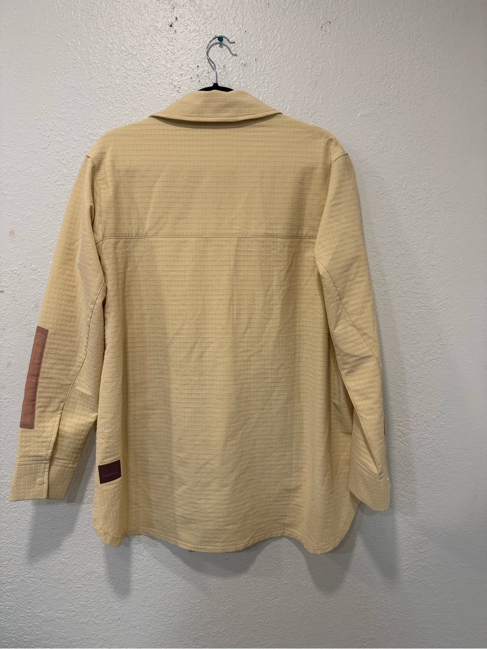 Lululemon Jacket Women Sz 8 beige Grid Fleece Hiking Overshirt Snap Pocket Trail - Picture 2 of 7